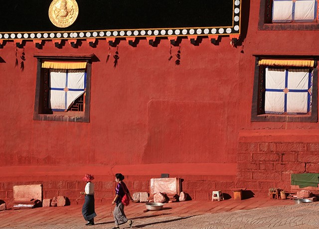 Cultura y Viaje de la Prefectura Autónoma Tibetana de Garze (74.15 MB)