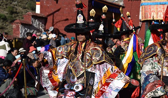 Tibet Tour during Tsurpu Prayer Festival in Summer 2020